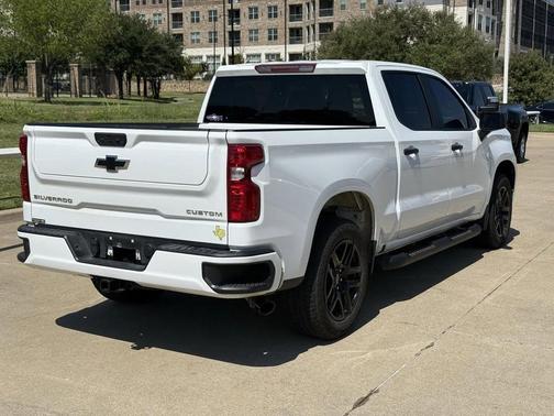 2025 Chevrolet Silverado 1500 Custom