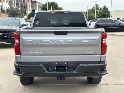 2023 Chevrolet Silverado 1500 Custom Trail Boss