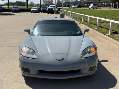 2005 Chevrolet Corvette Base