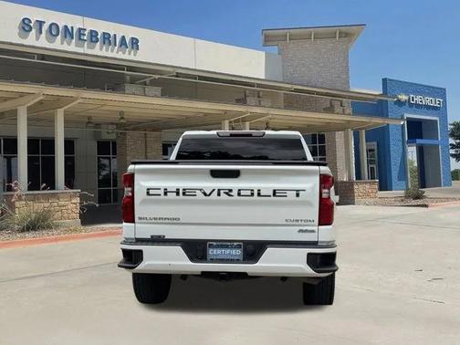 2022 Chevrolet Silverado 1500 Custom