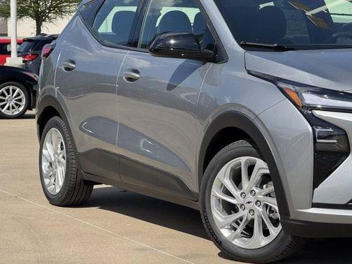 Sterling Gray Metallic 2027 Chevrolet Bolt LT FWD