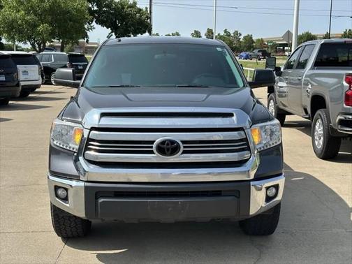 2017 Toyota Tundra SR