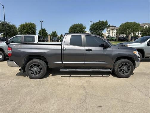 2017 Toyota Tundra SR
