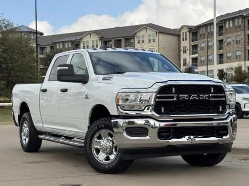 2024 RAM 2500 Tradesman Crew Cab 4x4 6'4' Box