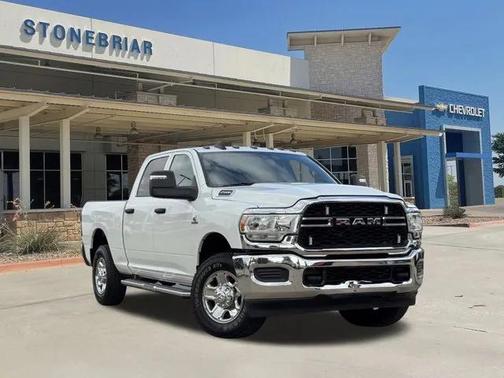 2024 RAM 2500 Tradesman Crew Cab 4x4 6'4' Box
