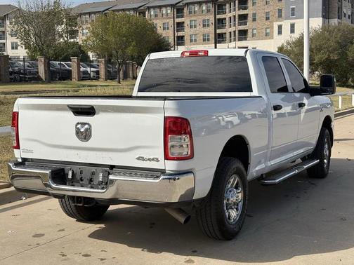 2024 RAM 2500 Tradesman Crew Cab 4x4 6'4' Box