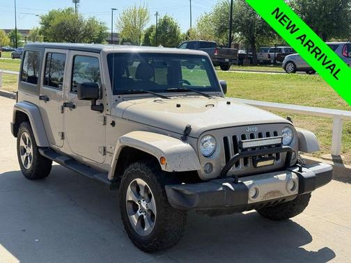 2016 Jeep Wrangler Unlimited Sahara