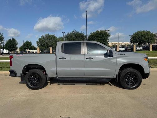 Slate Gray Metallic 2024 Chevrolet Silverado 1500 Custom Trail Boss