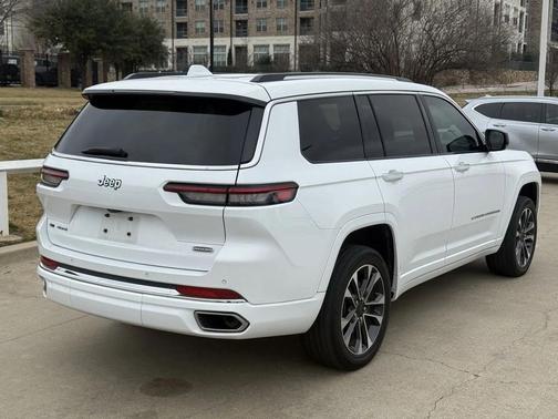 2022 Jeep Grand Cherokee L Overland