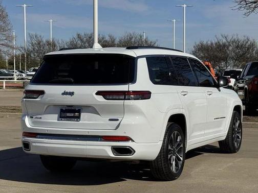 2022 Jeep Grand Cherokee L Overland