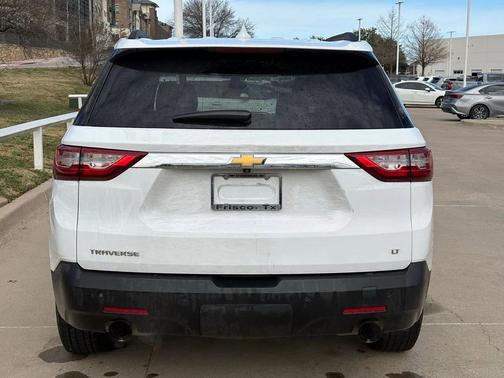 2020 Chevrolet Traverse LT Cloth