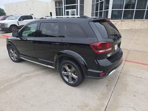 Pitch Black Clearcoat 2016 Dodge Journey Crossroad