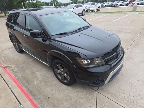 Pitch Black Clearcoat 2016 Dodge Journey Crossroad