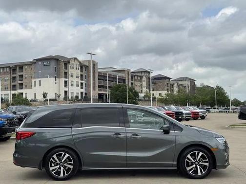 2018 Honda Odyssey Elite