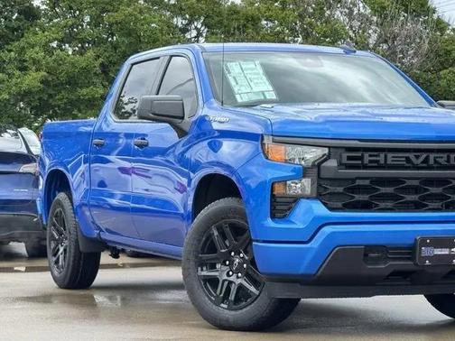 2025 Chevrolet Silverado 1500 Custom