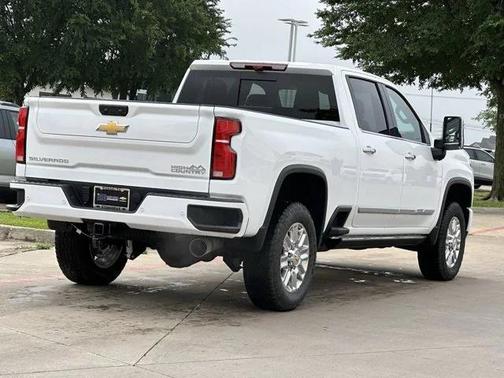 2025 Chevrolet Silverado 2500 High Country