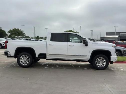 2025 Chevrolet Silverado 2500 High Country