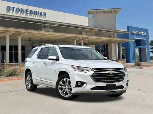 Iridescent Pearl Tricoat 2019 Chevrolet Traverse Premier