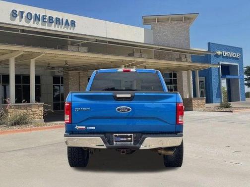 Blue 2016 Ford F-150 XLT