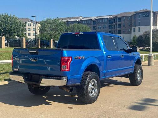 Blue 2016 Ford F-150 XLT