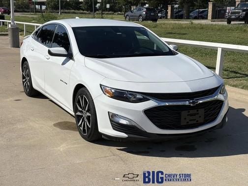 2022 Chevrolet Malibu FWD RS