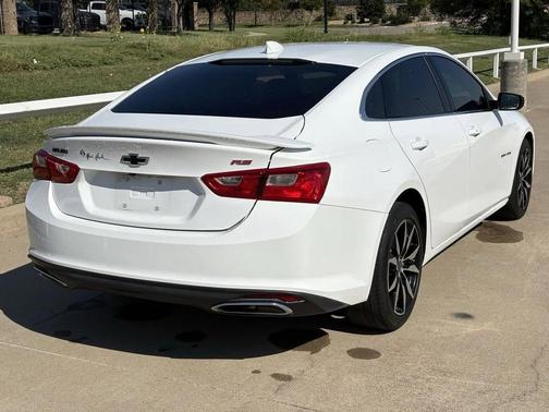 2022 Chevrolet Malibu FWD RS