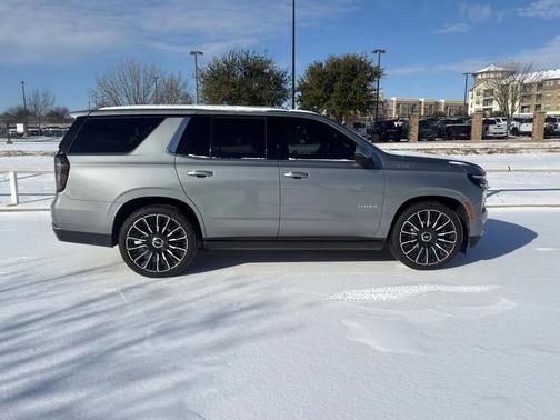 2025 Chevrolet Tahoe 4WD High Country