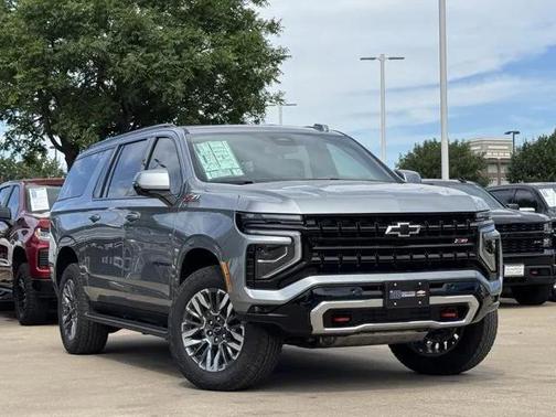2025 Chevrolet Suburban 4WD Z71
