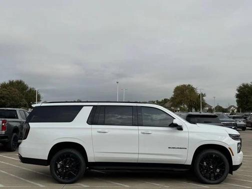 2026 Chevrolet Suburban RST