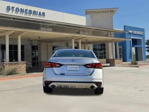 2023 Nissan Altima 2.5 SL