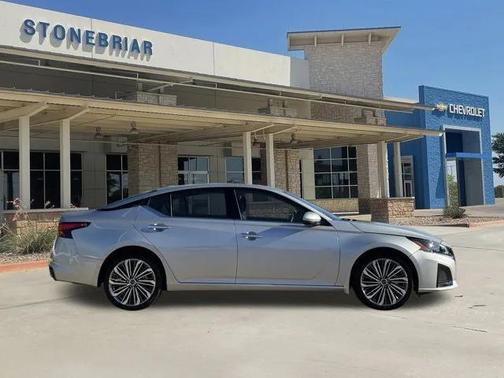 2023 Nissan Altima 2.5 SL