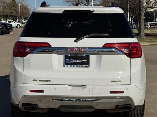 2019 GMC Acadia Denali