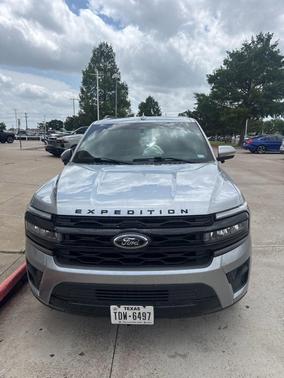 Iconic Silver Metallic 2023 Ford Expedition Limited