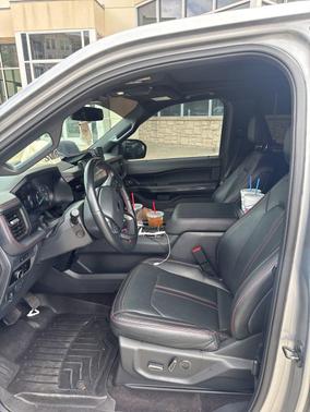 Iconic Silver Metallic 2023 Ford Expedition Limited