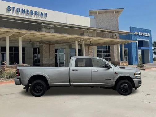 2020 RAM 3500 Laramie Crew Cab 4x4 8' Box