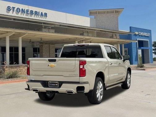 White Sands 2026 Chevrolet Silverado 1500 High Country