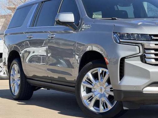 2024 Chevrolet Suburban 4WD High Country