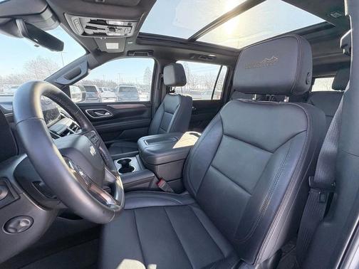 2024 Chevrolet Suburban 4WD High Country