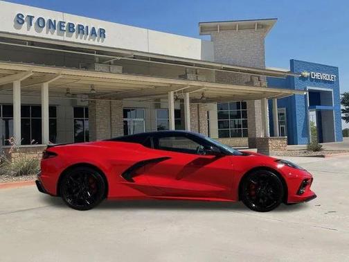 2026 Chevrolet Corvette Stingray w/2LT