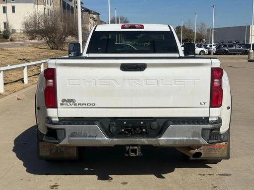 2022 Chevrolet Silverado 3500 LT