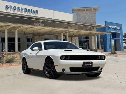 White Knuckle Clearcoat 2020 Dodge Challenger SXT