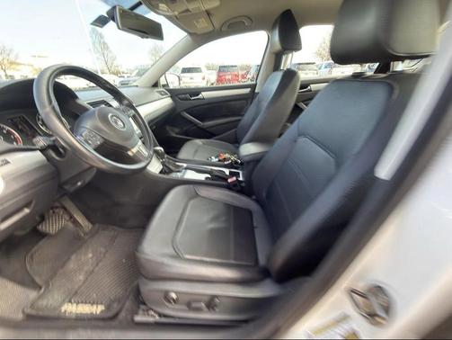 2013 Volkswagen Passat 2.5 SE