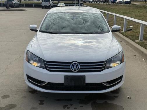 2013 Volkswagen Passat 2.5 SE