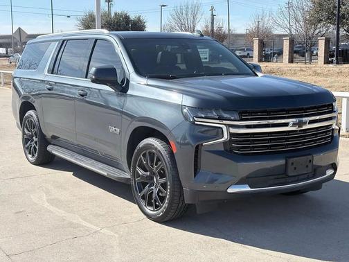 2021 Chevrolet Suburban LT