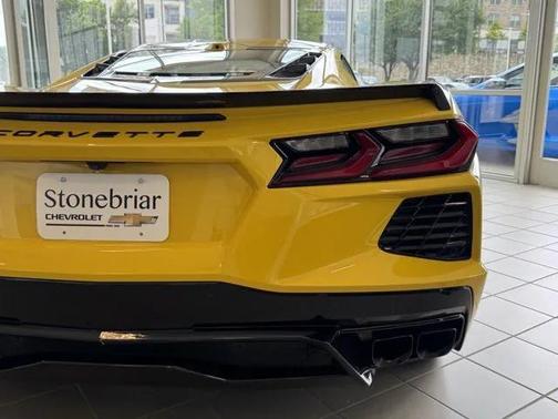 2025 Chevrolet Corvette Stingray w/2LT