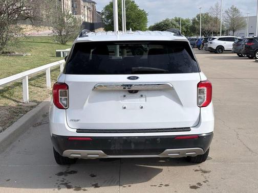 Oxford White 2020 Ford Explorer XLT
