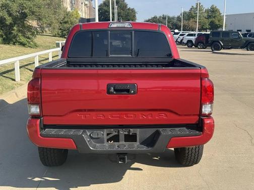 2016 Toyota Tacoma SR5