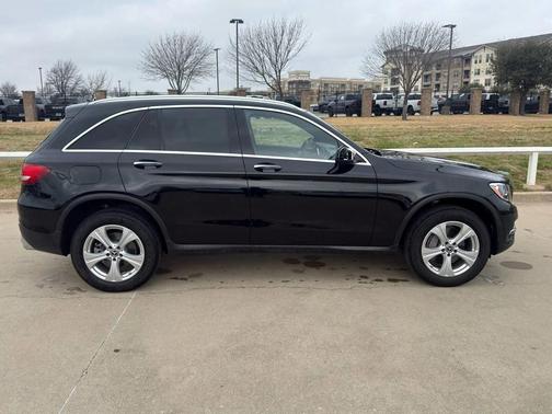 2018 Mercedes-Benz GLC 300 Base