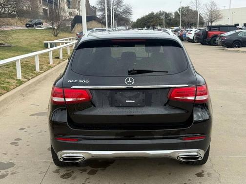 2018 Mercedes-Benz GLC 300 Base