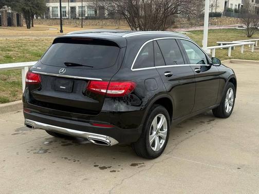 2018 Mercedes-Benz GLC 300 Base